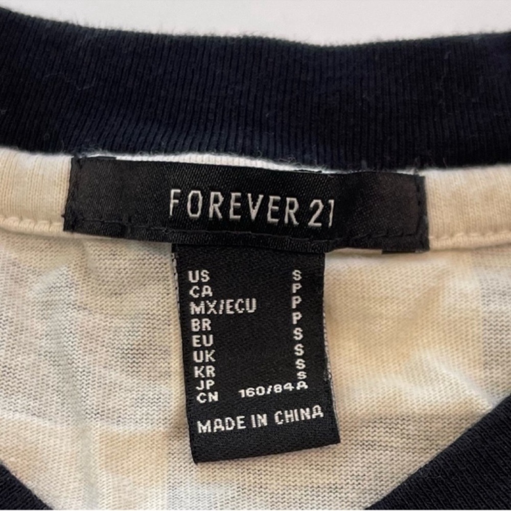 Forever 21 Long Sleeve Tee Checkered Just Vibin’ Happy Face Women’s Size Small - Picture 9 of 10